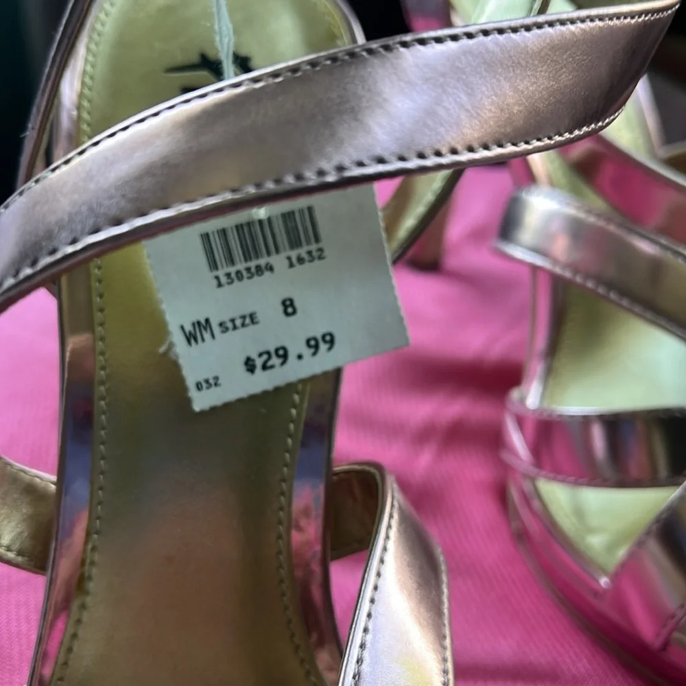 Pink shoes - Picture 5 of 6